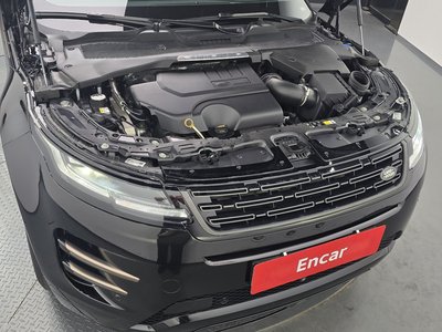 صورة 7 لـ 2025 LAND Rover RANGE ROVER EVOQUE