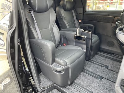 TOYOTA ALPHARD - 7