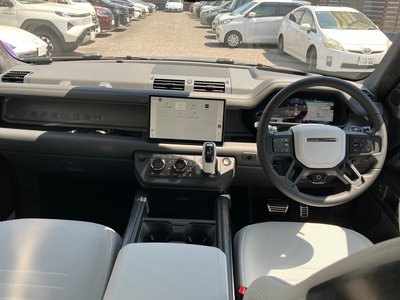 2025 LAND Rover DEFENDER 照片 3