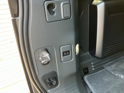 صورة مصغرة 18 لـ 2025 LAND Rover DEFENDER