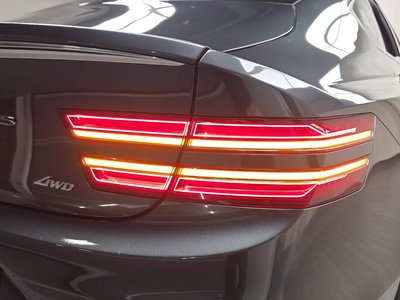 GENESIS G80 (RG3) - 10