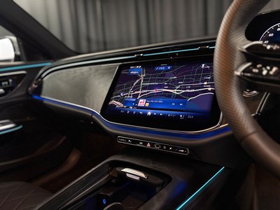 صورة 9 لـ 2025 Mercedes-BENZ E-CLASS