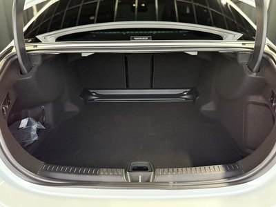 2025 Mercedes-BENZ E-CLASS 缩略图 23
