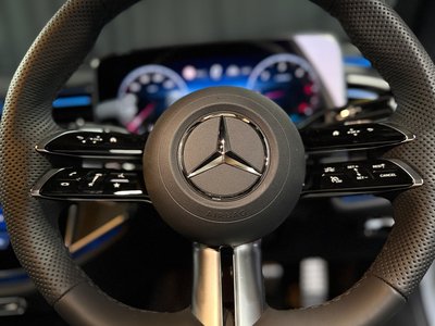 صورة 10 لـ 2025 Mercedes-BENZ E-CLASS