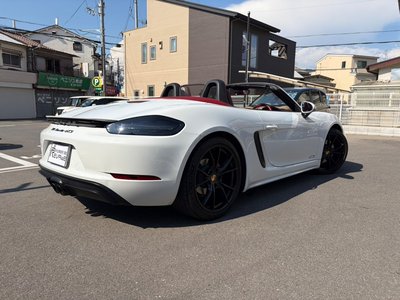 صورة 3 لـ 2018 Porsche 718