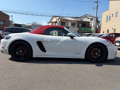 صورة 4 لـ 2018 Porsche 718