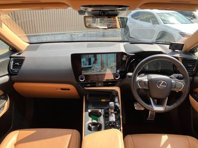 LEXUS NX - 4