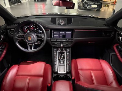 PORSCHE MACAN - 6