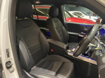 MERCEDES-BENZ GLB - 6