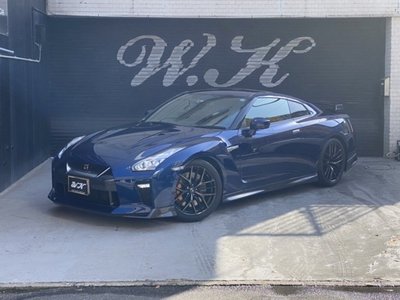 NISSAN GT-R