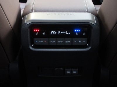 2025 Toyota LAND CRUISER 250 缩略图 33