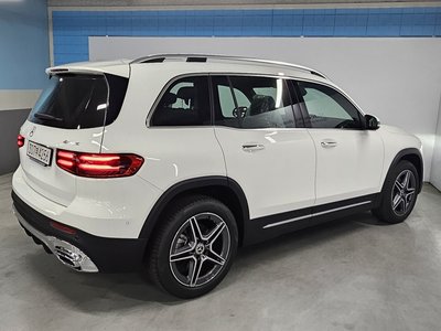MERCEDES-BENZ GLB - 2