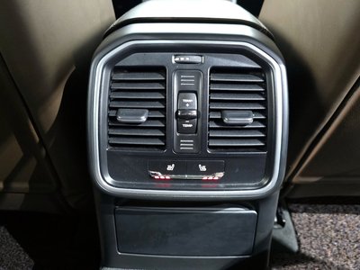 صورة مصغرة 19 لـ 2015 Porsche MACAN