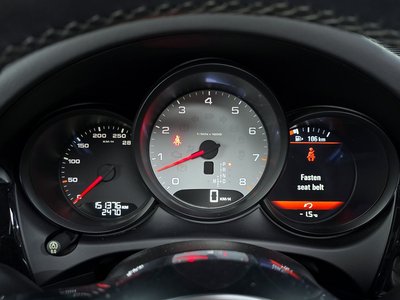 صورة 8 لـ 2015 Porsche MACAN