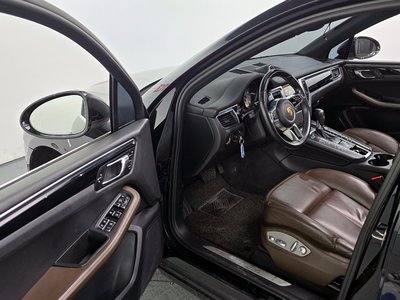 صورة 10 لـ 2015 Porsche MACAN