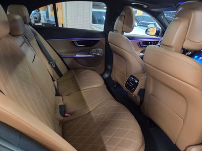 MERCEDES-BENZ E-CLASS - 7