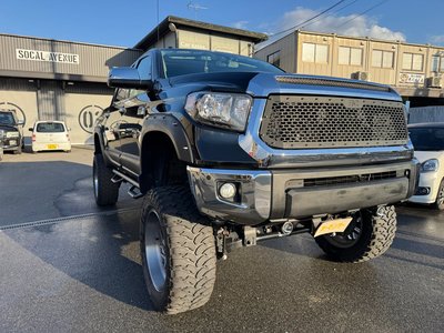 TOYOTA TUNDRA