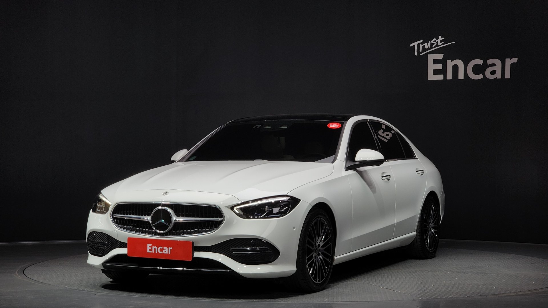 MERCEDES-BENZ C-CLASS - View 1