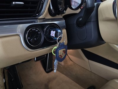 2012 Porsche 911 — миниатюра 16