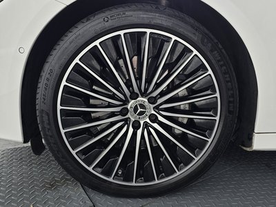 MERCEDES-BENZ E-CLASS - 6