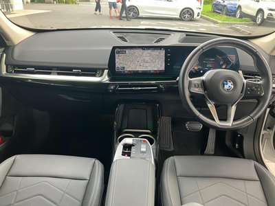 صورة 7 لـ 2023 BMW X1