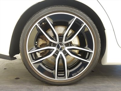 MERCEDES-BENZ CLS-CLASS AMG - 9