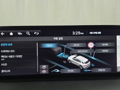 2021 Genesis GV70 thumbnail 21