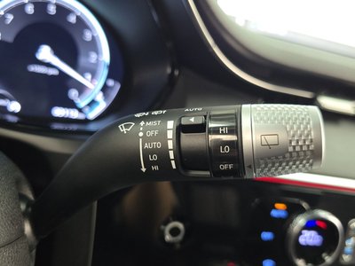 2021 Genesis GV70 thumbnail 27