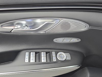 2021 Genesis GV70 thumbnail 29