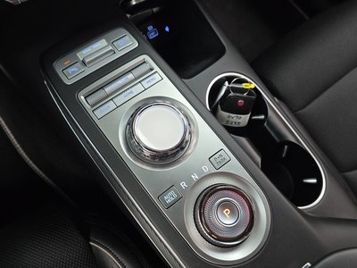 2021 Genesis GV70 thumbnail 12