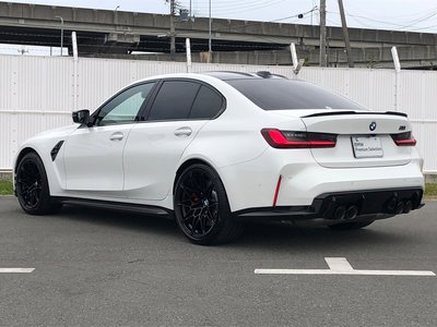 BMW M3 SEDAN - 6