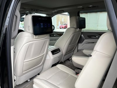 2022 Cadillac ESCALADE — миниатюра 21