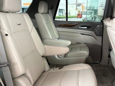 2022 Cadillac ESCALADE — миниатюра 29