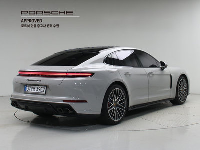 صورة 4 لـ 2025 Porsche PANAMERA