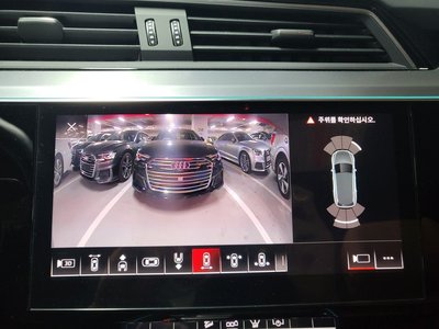 2022 AUDI E-TRON photo 8