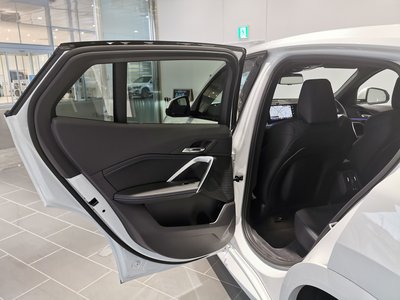 2025 BMW X2 — миниатюра 51