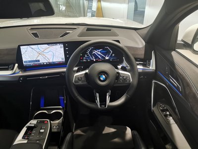 2025 BMW X2 photo 6