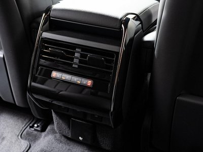 2025 LAND Rover RANGE ROVER SPORT photo 6