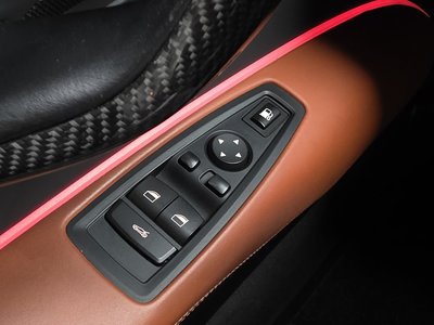 2019 BMW I8 — миниатюра 30