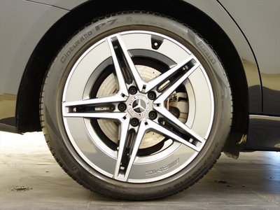 صورة 9 لـ 2023 MERCEDES-BENZ C-CLASS