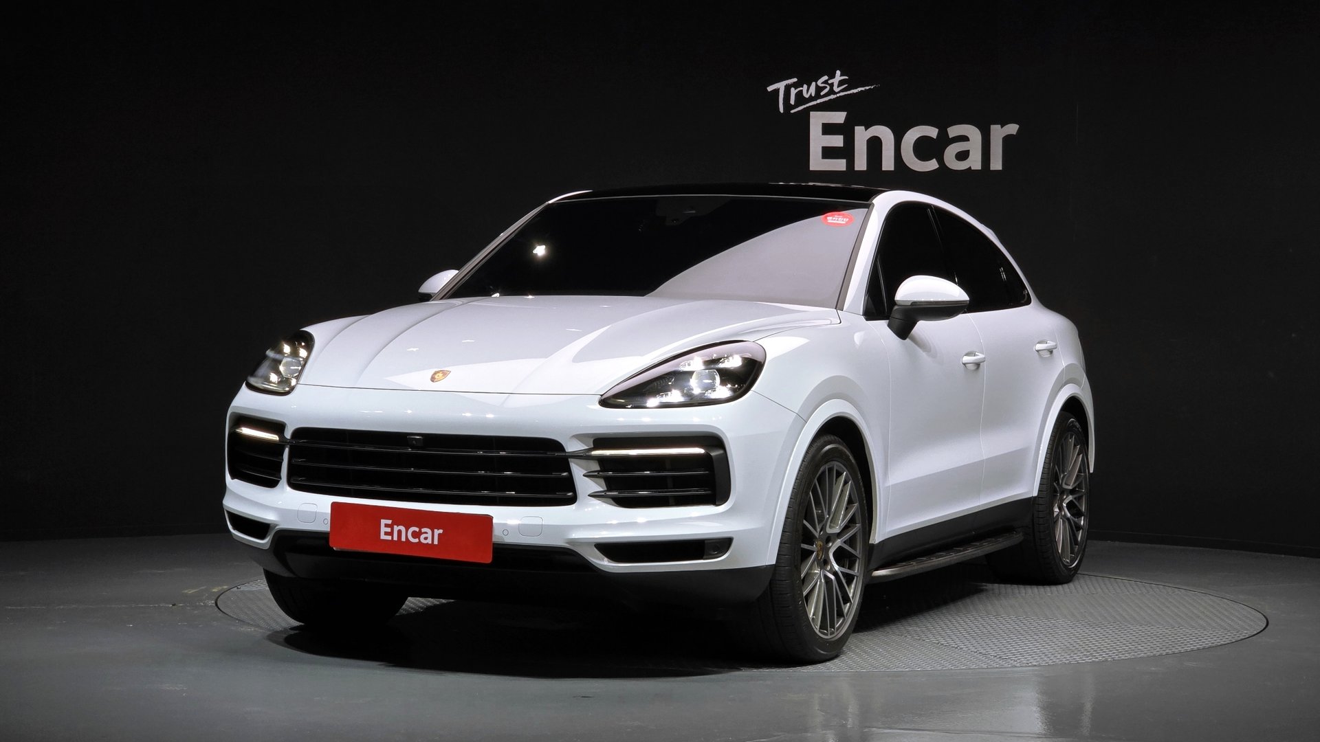 PORSCHE CAYENNE - View 1