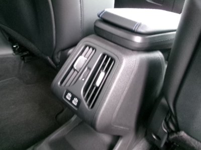 2025 BMW X1 缩略图 34