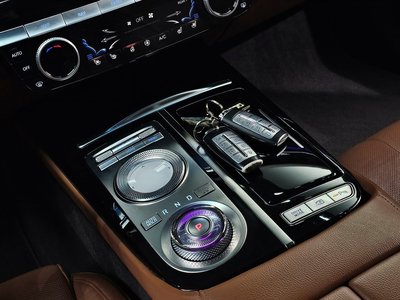 GENESIS G80 (RG3) - 9