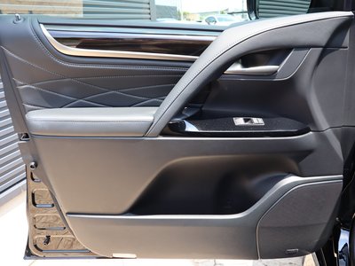 صورة مصغرة 62 لـ 2020 Lexus LX