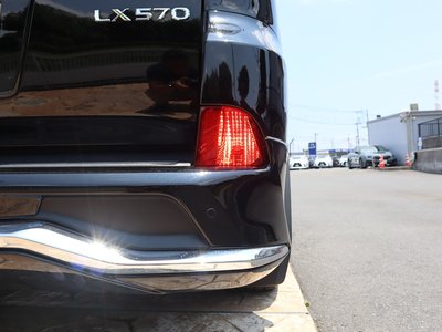 صورة مصغرة 25 لـ 2020 Lexus LX