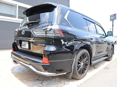 صورة 7 لـ 2020 Lexus LX