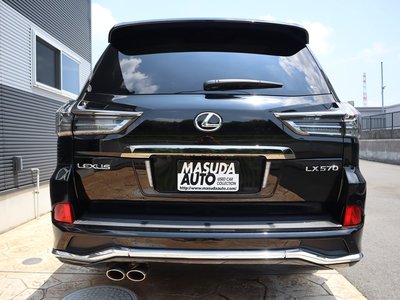صورة 6 لـ 2020 Lexus LX