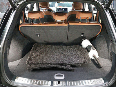 صورة 6 لـ 2023 Genesis GV70