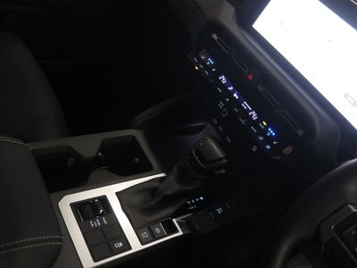 2025 Toyota LAND CRUISER 250 — миниатюра 13