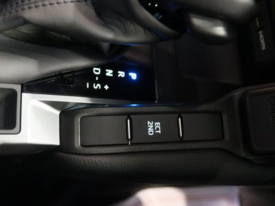 2025 Toyota LAND CRUISER 250 — миниатюра 31